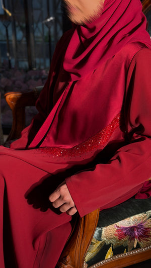 عباية عِنّاب