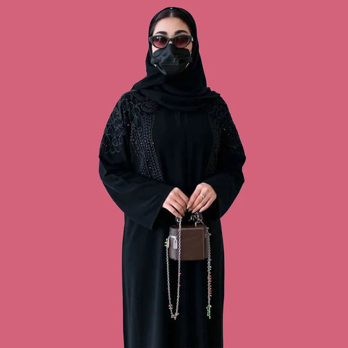 عبايات دانتيل